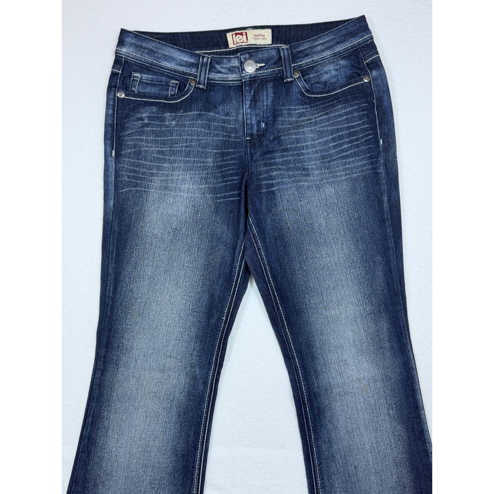 LEI Sophia Hipster Flare Jeans Y2K Dark Wash Whiskering Stretch Women Size 11 - Picture 1 of 9
